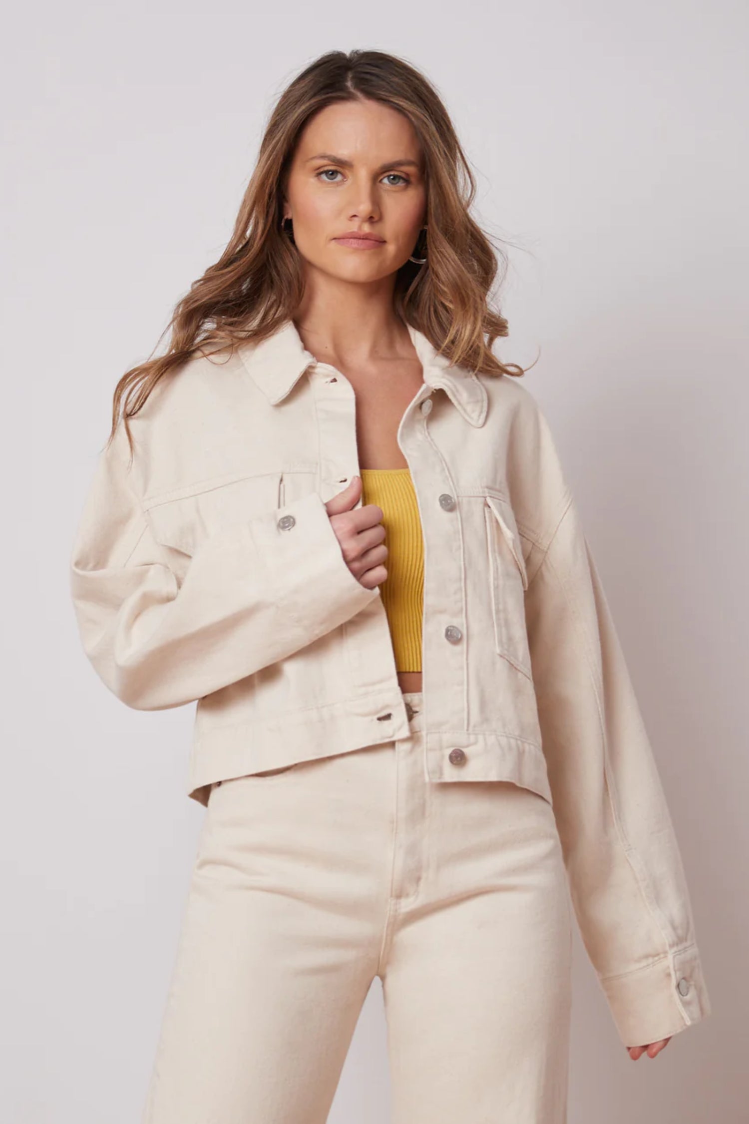 Buy SHOW OFF Women's White Solid Denim Jacket Online at Best Prices in  India - JioMart.